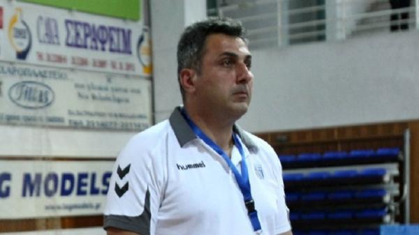 Απεβίωσε ο ομοσπονδιακός τεχνικός Θανάσης Καρακεχαγιάς