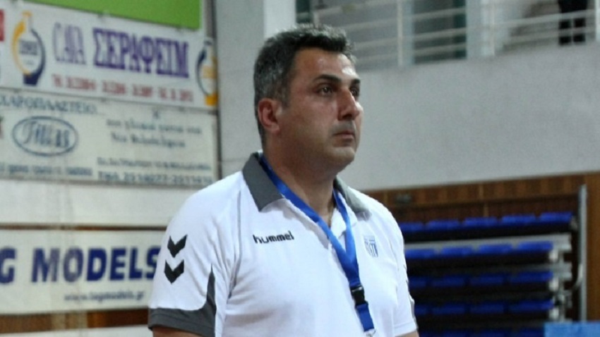 Απεβίωσε ο ομοσπονδιακός τεχνικός Θανάσης Καρακεχαγιάς