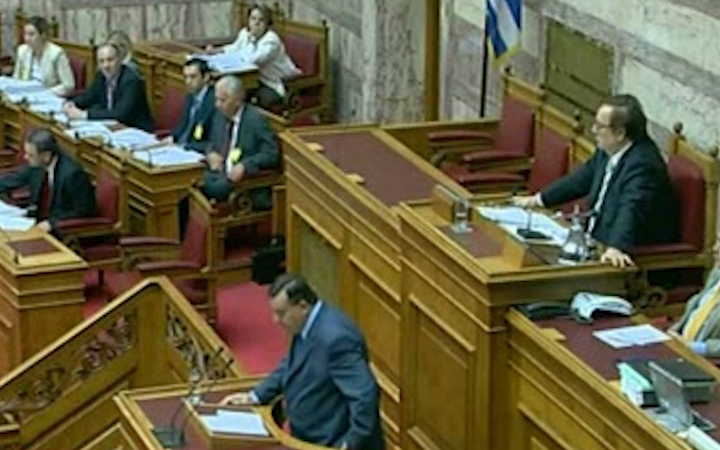 Το «μακροπρόθεσμο» διχάζει κόμματα και βουλευτές