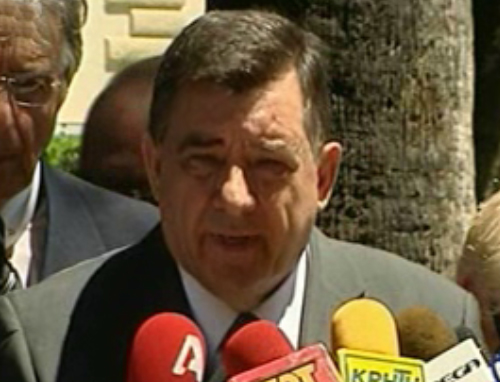 Στον Πρόεδρο της Δημοκρατίας o Γ. Καρατζαφέρης