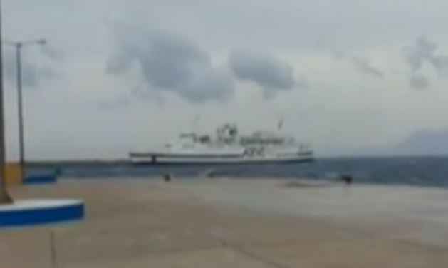 Ταλαιπωρία δίχως τέλος για τους επιβάτες του «Βιτσέντζος Κορνάρος»