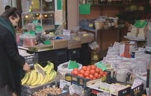 Αλλάζουν καταναλωτική συμπεριφορά οι Ελληνες λόγω κρίσης