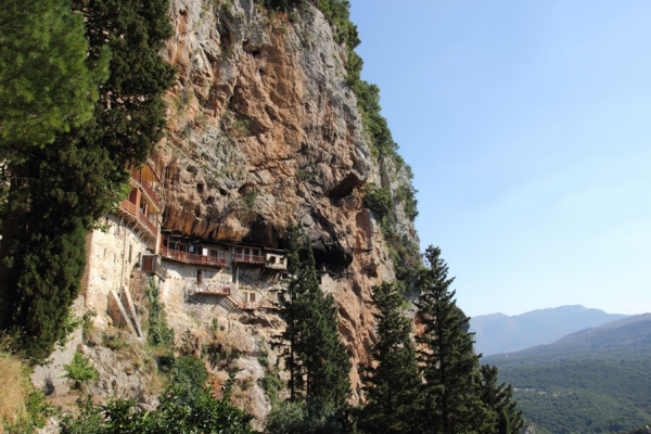 Στεμνίτσα: Η ιστορική κωμόπολη της Γορτυνίας