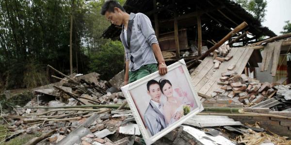 Φονικός σεισμός με δεκάδες νεκρούς στην Κίνα