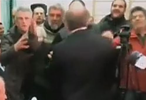 Αγρότες αποδοκίμασαν τον Π.Σγουρίδη