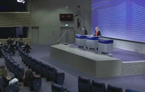 Κομισιόν: Επιμένουν στις γραπτές εγγυήσεις από την Αθήνα