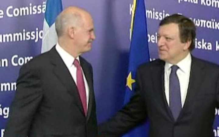 Κομισιόν: Πρώτα η ψήφιση των μέτρων, μετά η εκταμίευση