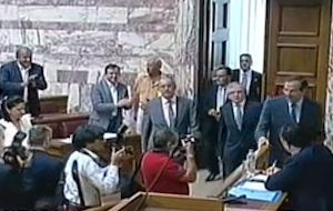 Οι αντιδράσεις των κομμάτων για το «κούρεμα» του ελληνικού χρέους