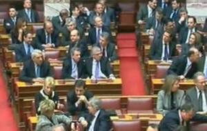 Αντιδράσεις των κομμάτων για τη κυβέρνηση Παπαδήμου