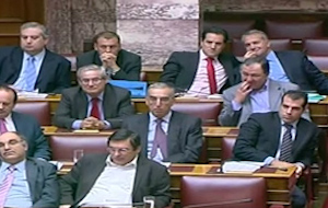 Δηλώσεις βουλευτών και κομμάτων πριν την ψηφοφορία