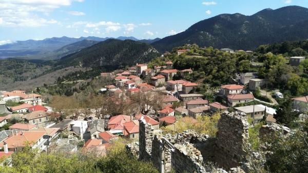 Κοσμάς: Το μπαλκόνι της Κυνουρίας
