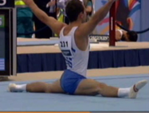 ΠαγΚοσμίδης από χρυσάφι στον τελικό εδάφους της ενόργανης γυμναστικής