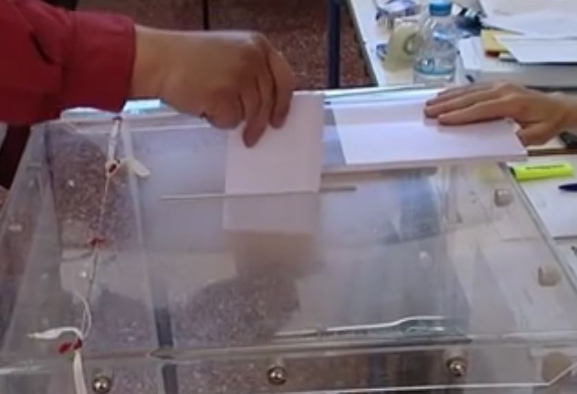 Πέντε ριζοσπαστικές αλλαγές στο πολιτικό σύστημα προτείνει η ΔΗΜΑΡ