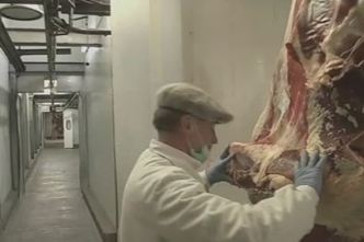 Εντατικούς ελέγχους σε επεξεργασμένο βόειο κρέας ξεκινά η ΕΕ