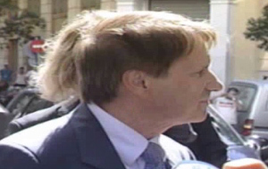 Ράιχενμπαχ: «Το μάτι και το αυτί» των Βρυξελλών στην Αθήνα