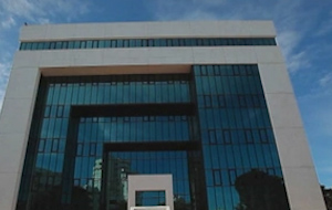 Η φυγή κεφαλαίων πριν το Eurogroup προκαλεί σάλο στην Κύπρο