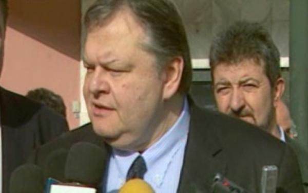 Τη θέση της σταθμίζει η Αθήνα εν μέσω διαβουλεύσεων για επιχειρήσεις στη Λιβύη