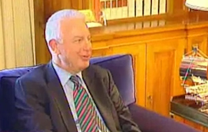 Στη συνταγματική λύση του Π.Πικραμμένου κατέληξαν οι αρχηγοί