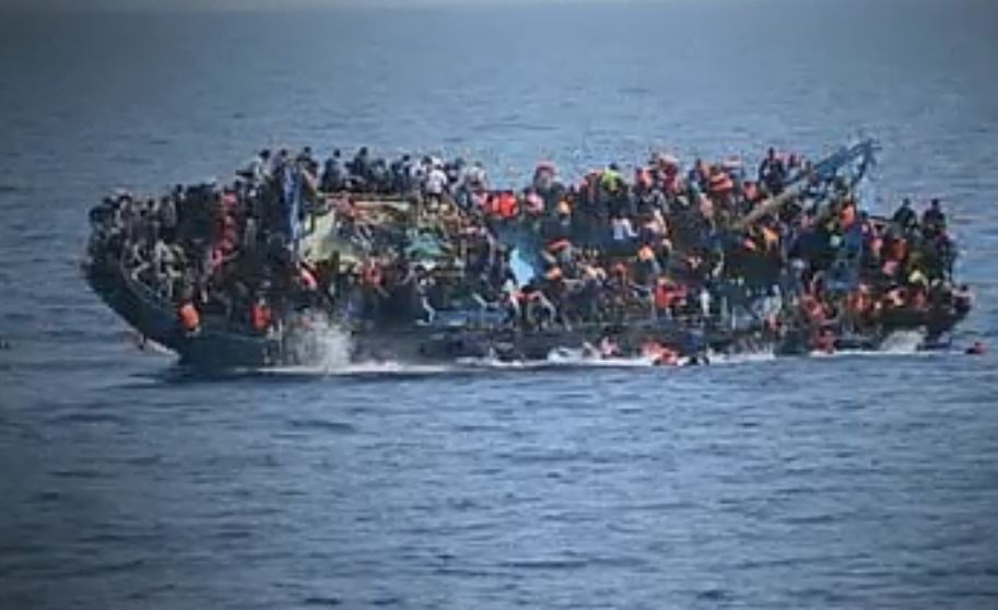 Νέα προσφυγική τραγωδία ανοιχτά της Λιβύης