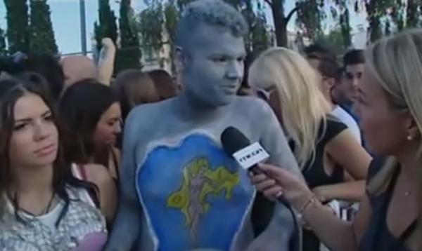 Περιμένοντας τη… Lady