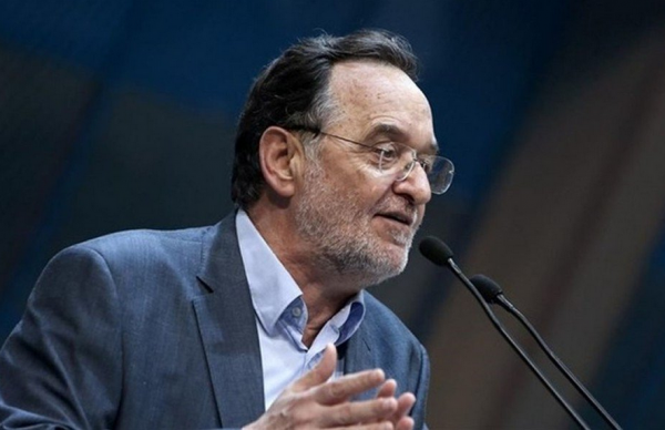 Παν. Λαφαζάνης: Ο Τσίπρας μπερδεύει την αγάπη προς την πατρίδα με το σφοδρό έρωτά του προς τις ΗΠΑ