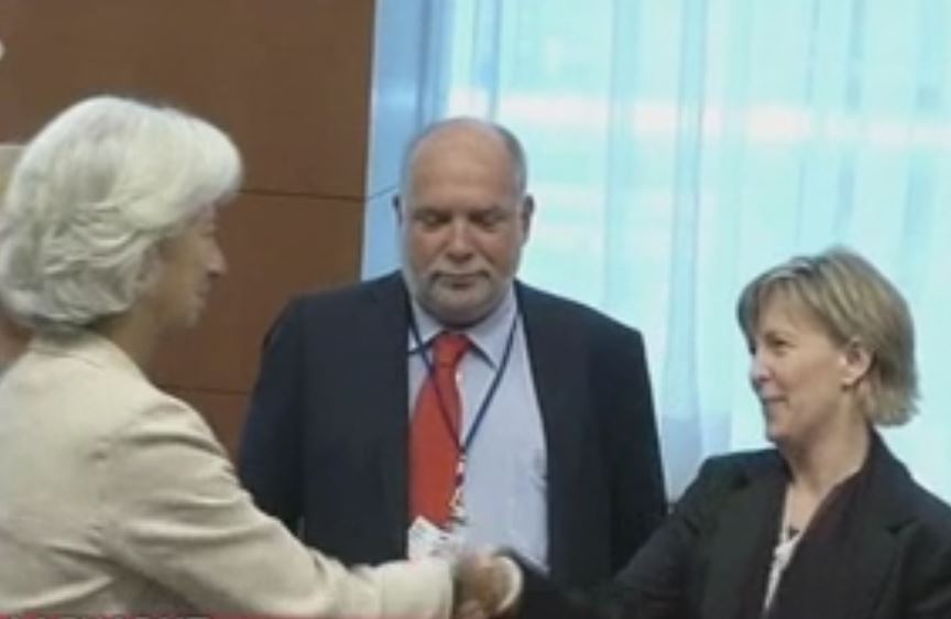 Συνέχιση των αλλαγών στο δημόσιο τομέα ζητά η Κριστίν Λαγκάρντ