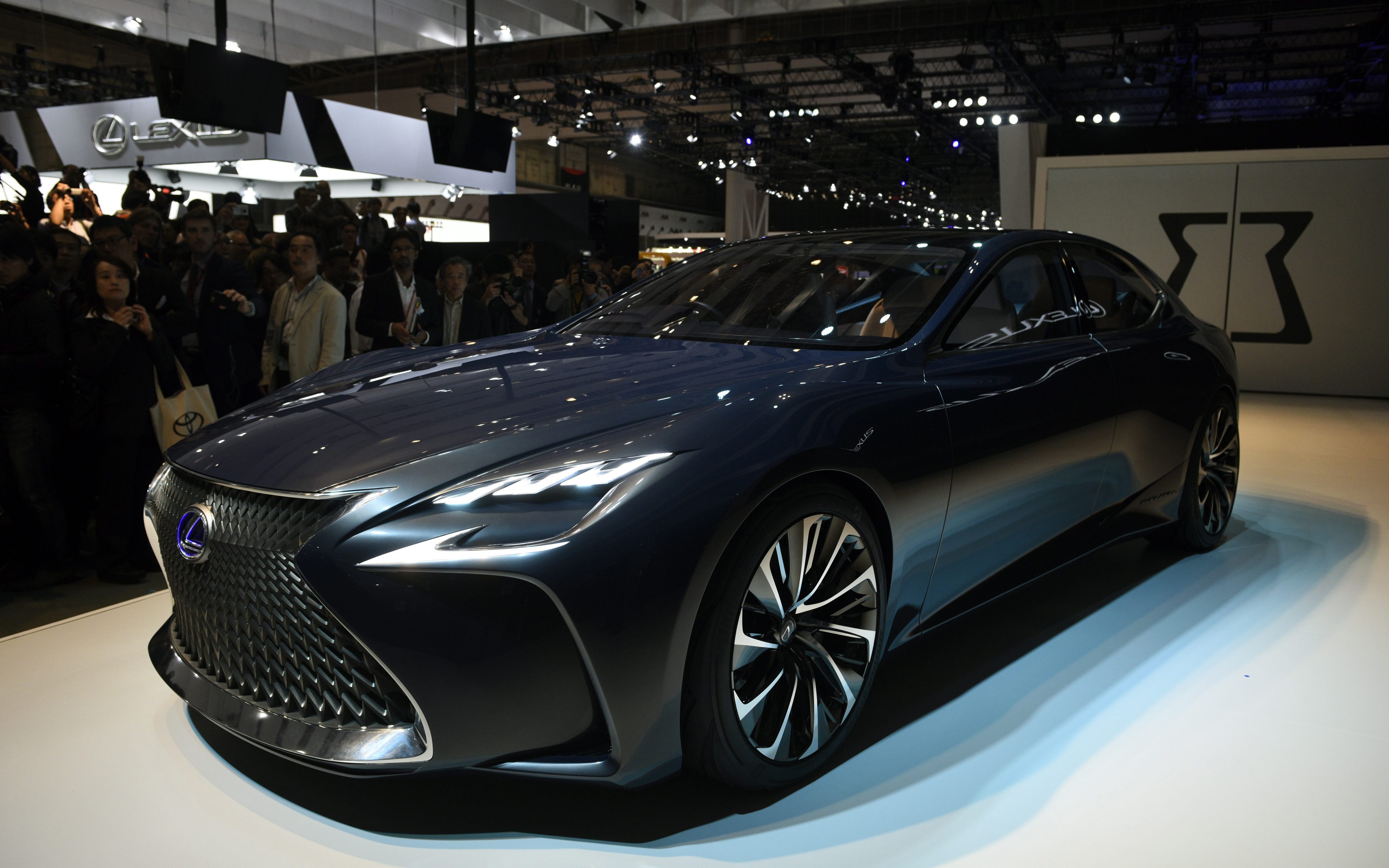 Lexus LF-FC Concept