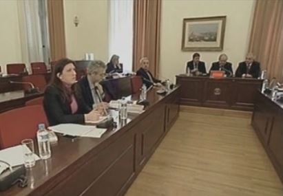 Τη Δευτέρα στη Βουλή το πόρισμα του ΣΔΟΕ για Γ.Παπακωσταντίνου