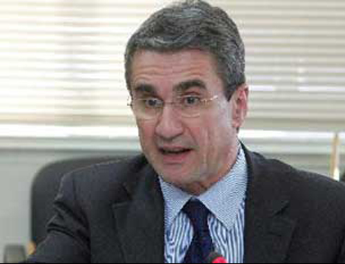 Διαψεύδουν το «μαχαίρι»