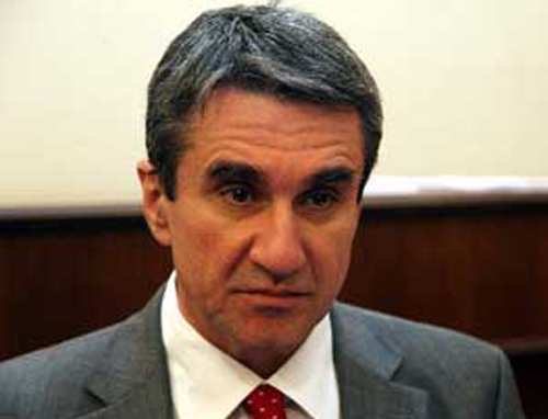 Στο νοσοκομείο «Νίμιτς» με κοιλιακό άλγος ο Ανδρέας Λοβέρδος