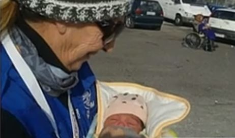 Λέσβος: Σώθηκε μωρό 5 ημερών και η μητέρα του