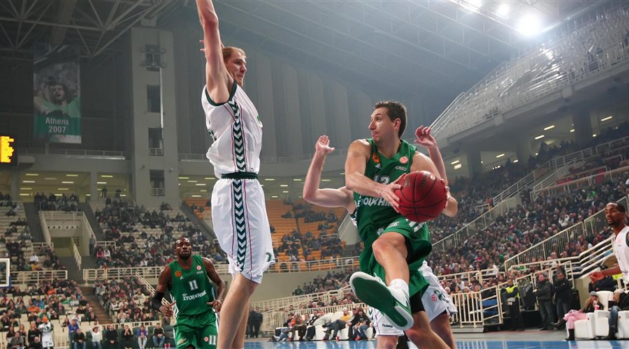 Μπάσκετ: Ο Παναθηναϊκός έχασε από τη Μάλαγα 66-60