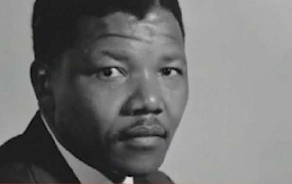 «Έσβησε» ο φάρος της ελευθερίας Νέλσον Μαντέλα