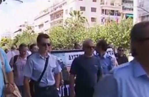 Εξαιρούνται τα επικουρικά ταμεία των ενστόλων από το ΕΤΕΑ