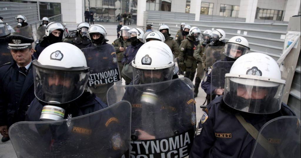 «Αστακός» η Θεσσαλονίκη : 18 διμοιρίες ΜΑΤ, drones και αύρες για την ομιλία Τσίπρα