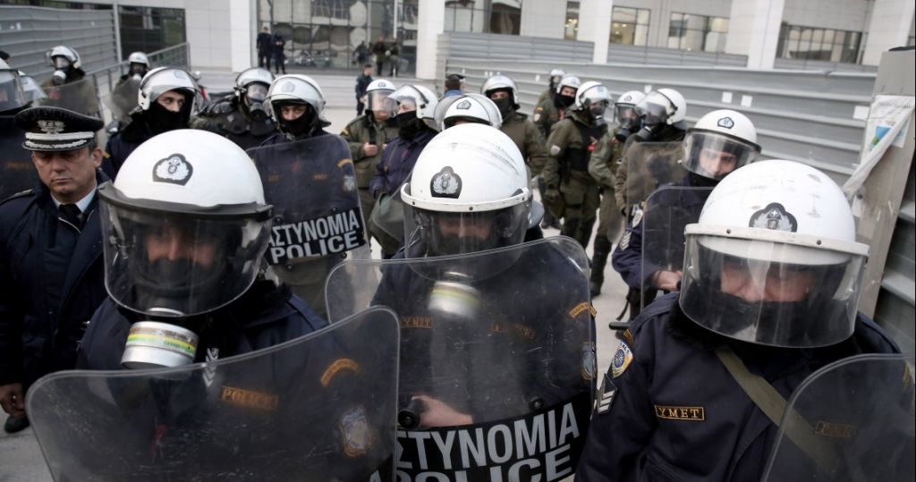 «Αστακός» η Θεσσαλονίκη : 18 διμοιρίες ΜΑΤ, drones και αύρες για την ομιλία Τσίπρα