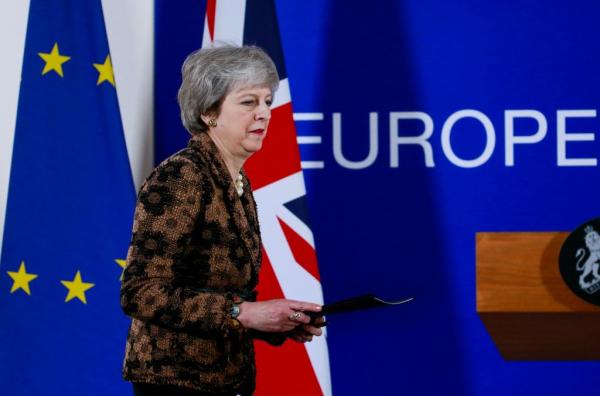 Θρίλερ με το Brexit: Πρόταση μομφής ο Κόρμπιν – Όχι σε νέο δημοψήφισμα η Μέι