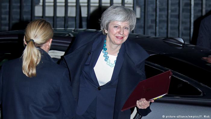 Σε Χάγη και Βερολίνο η Τερέζα Μέι