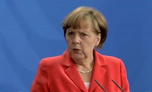 Επιτάχυνση των διαπραγματεύσεων ζητούν Μέρκελ και Ολάντ