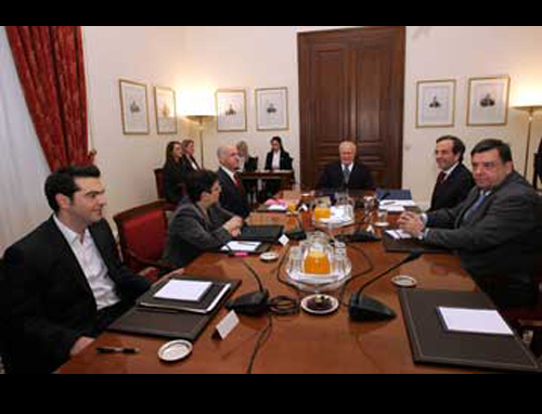 Συνάντηση υπό τον πρόεδρο