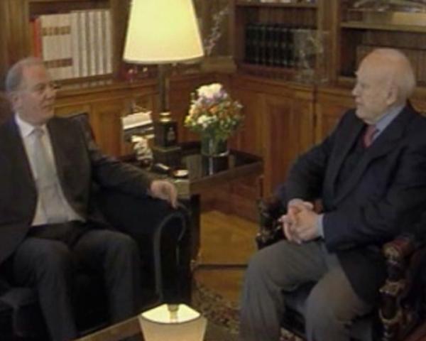 Η συνάντηση Παπούλια – Προβόπουλου με επίκεντρο τη Σύνοδο Κορυφής