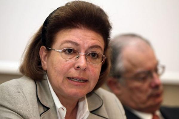 Η Λίνα Μενδώνη μιλάει για την ταυτότητα του νεκρού της Αμφίπολης