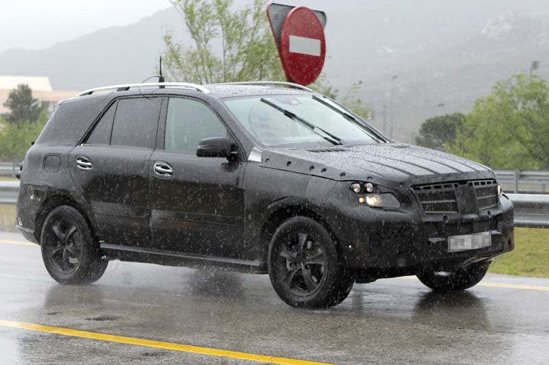 Mercedes-Benz ML 2012: Η δυναστεία συνεχίζεται