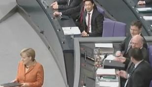 Δημοσκόπηση στη Γερμανία αποκαλύπτει ότι προτιμούν Μέρκελ