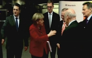 Επίσκεψη Μέρκελ στο ελληνικό τουριστικό περίπτερο