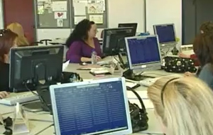 Πλήγμα στα εισοδήματα του 2012 από τα μέτρα που έχουν ψηφιστεί