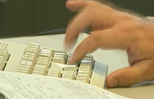 Επώδυνα μέτρα για να καλυφθούν τα 6 δισ. ευρώ