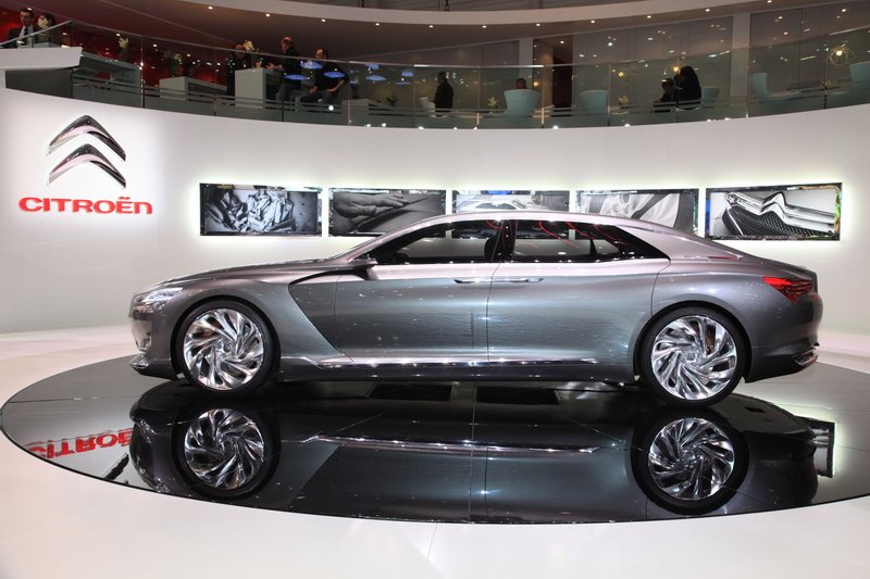 81e Salon International de l’ Auto – Geneve 2011: Citroen Metropolis Concept