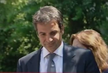 Κόντρα Κ.Μητσοτάκη – Ρ.Δούρου για αξιολόγηση και έλεγχο μονιμοποιήσεων