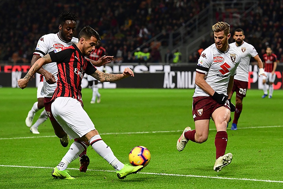 Γκέλα της Μίλαν πριν τον Ολυμπιακό